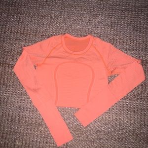 Lululemon long sleeve size 2